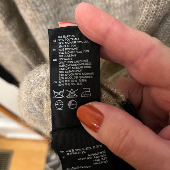 Stockhold Amelie’s mock turtleneck two tone color mohair & wool blend sweater. - Picture 4 of 4